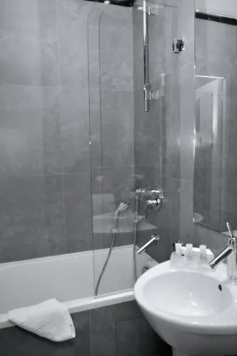 알베 생 미셸 3*