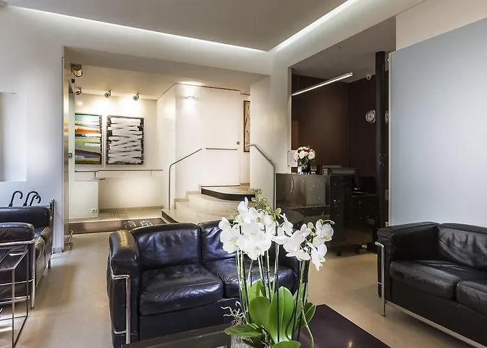 호텔 알베 생 미셸 3*