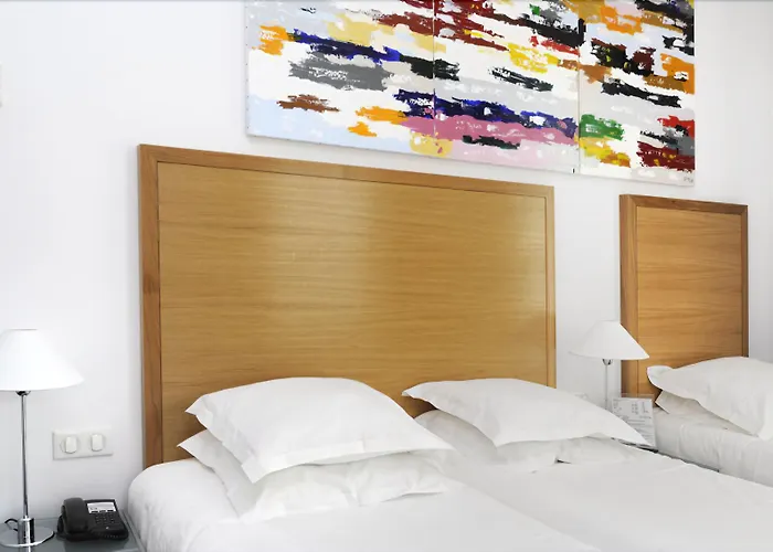 알베 생 미셸 호텔 3*