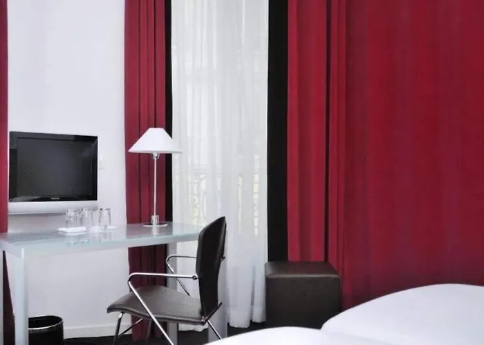 Albe Saint Michel Hotel 3*