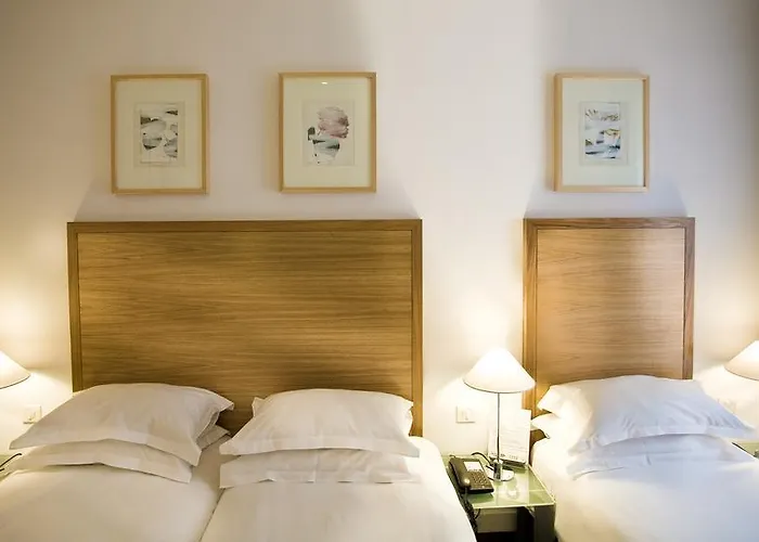 호텔 알베 생 미셸 3*