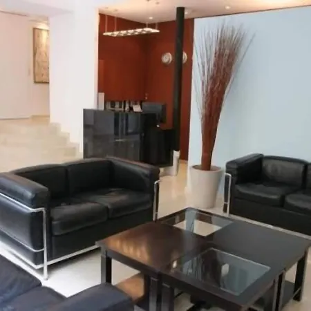 オテル アルブ サン ミッシェル ホテル パリ